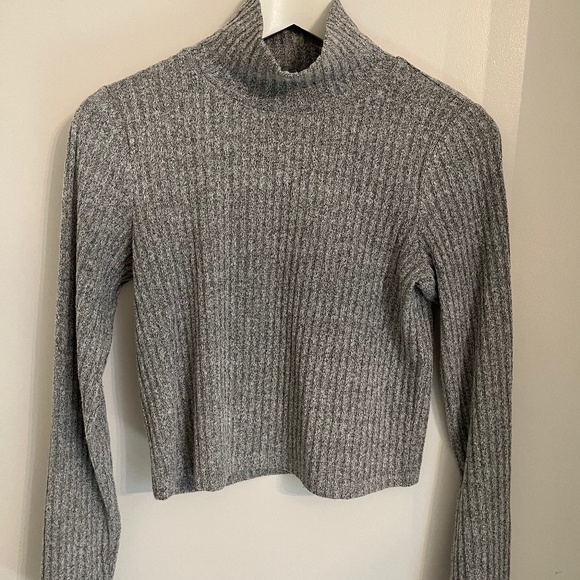 Wilfred Free TAMU TURTLENECK - Picture 1 of 3